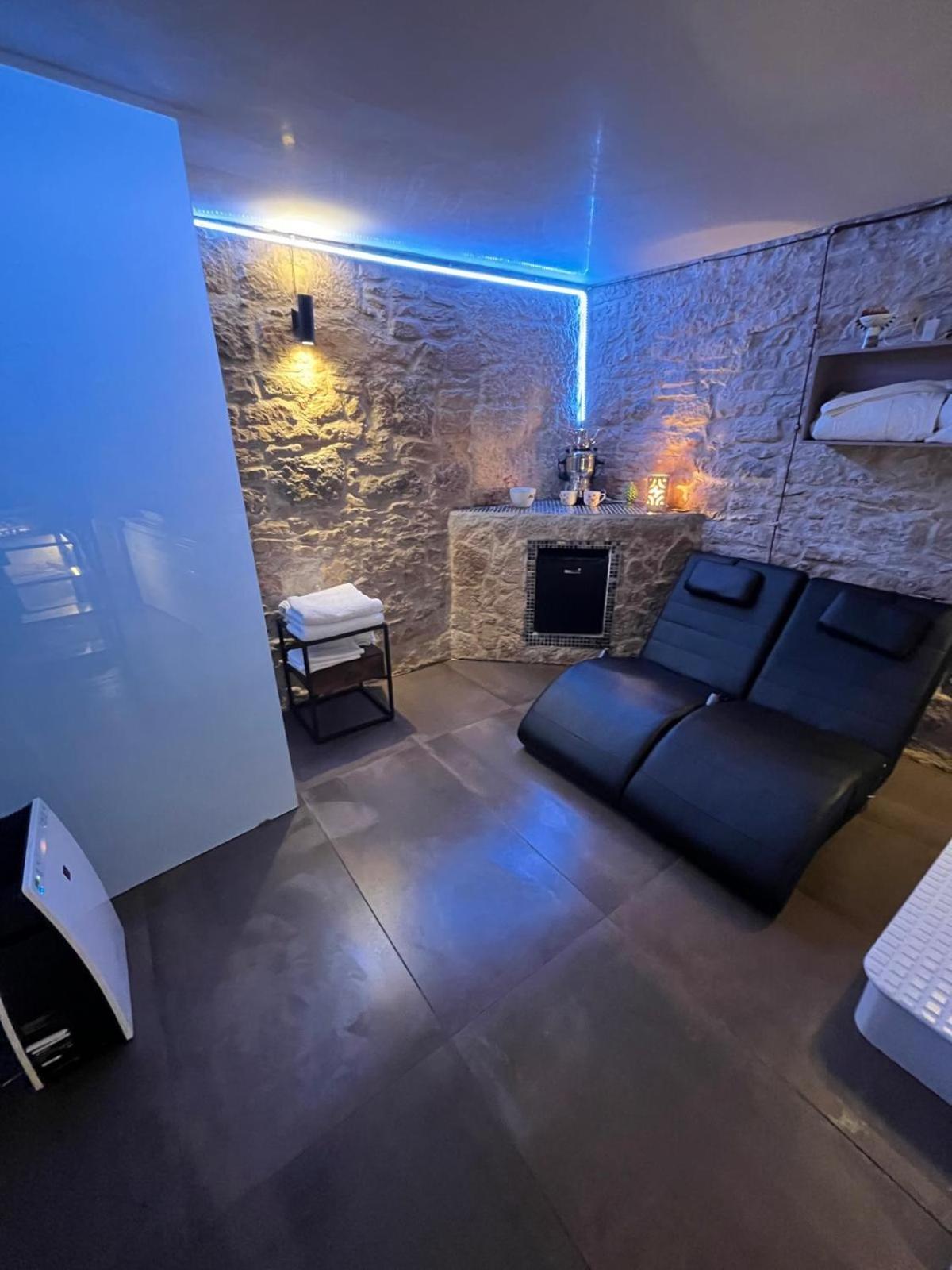 Bed and Breakfast Relax For A Day Barletta Esterno foto