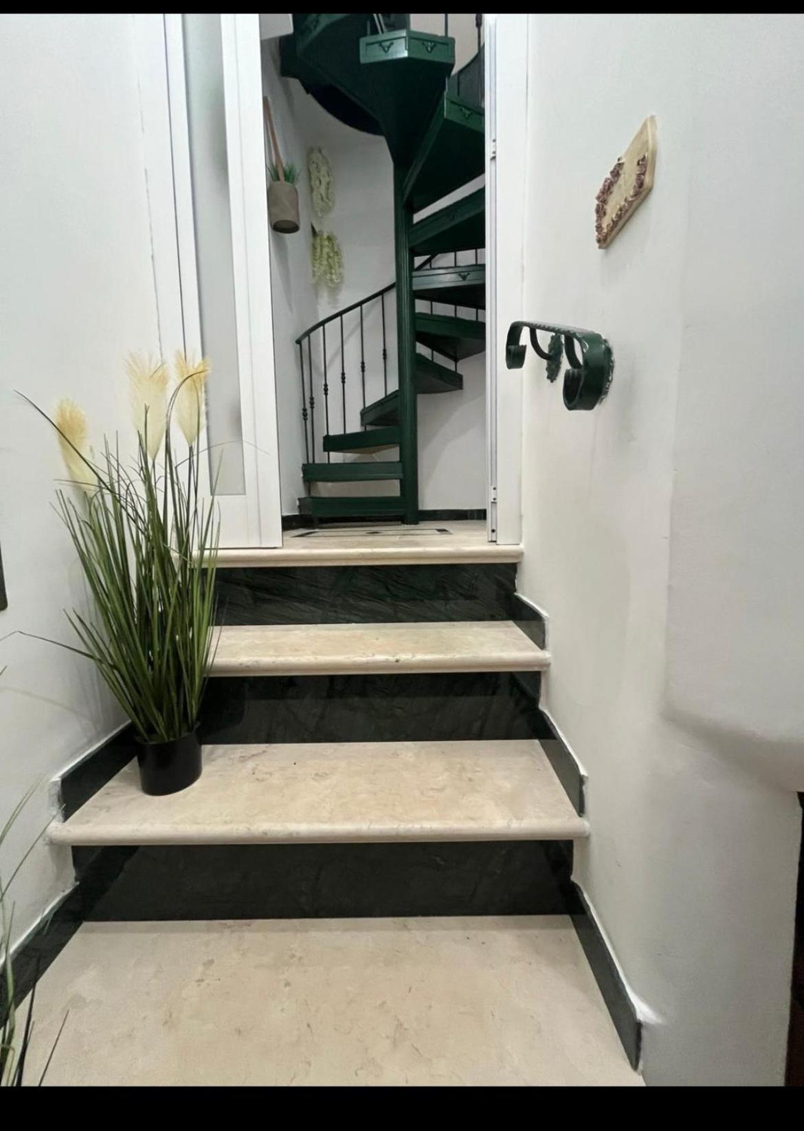 Bed and Breakfast Relax For A Day Barletta Esterno foto